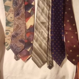 Mens ties
